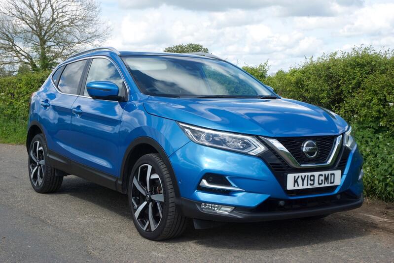 View NISSAN QASHQAI 1.3 DIG-T Tekna