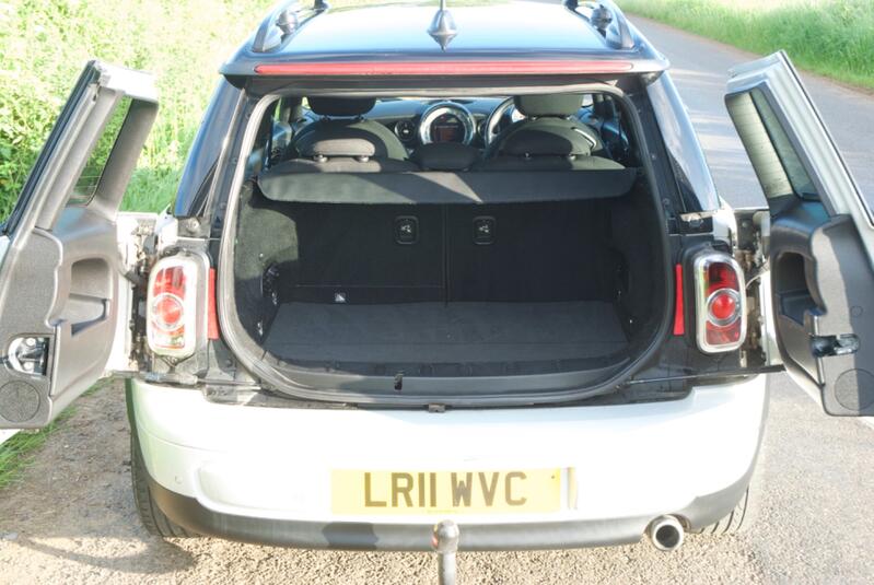 MINI CLUBMAN