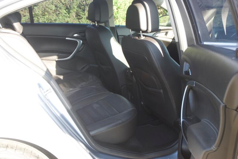 VAUXHALL INSIGNIA
