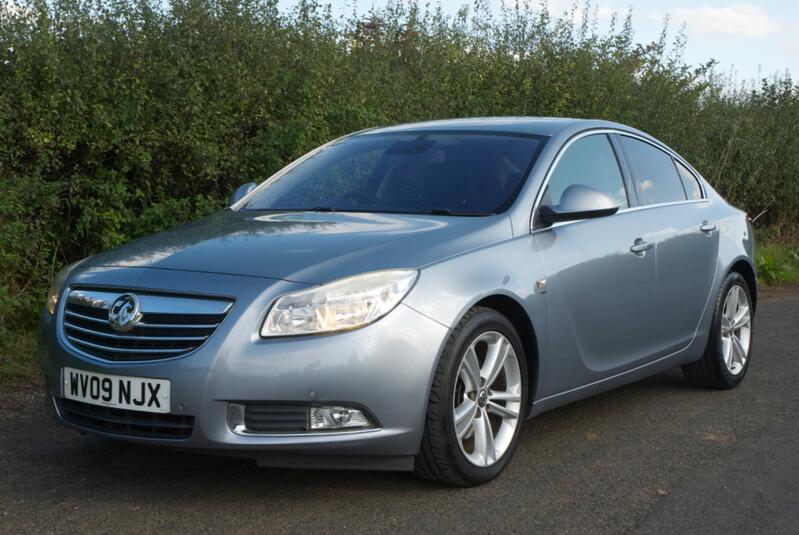 View VAUXHALL INSIGNIA 2.0 CDTi SRi