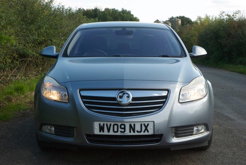 View VAUXHALL INSIGNIA 2.0 CDTi SRi