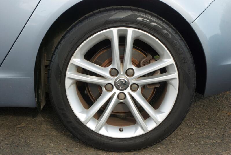 VAUXHALL INSIGNIA
