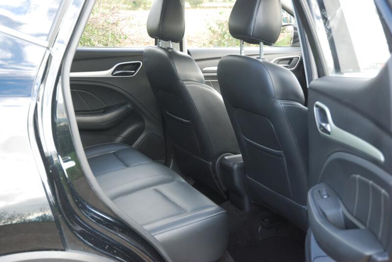 MG ZS