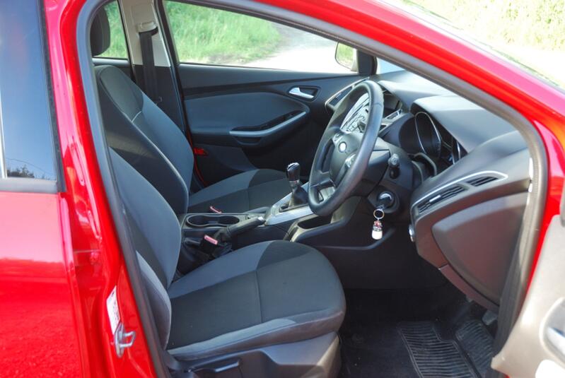 FORD FOCUS