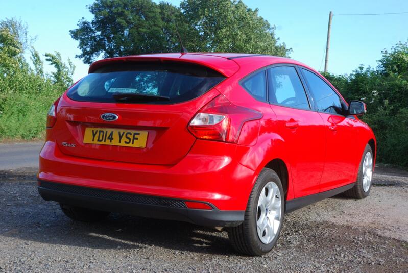 FORD FOCUS
