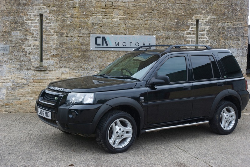 View LAND ROVER FREELANDER TD4 HSE