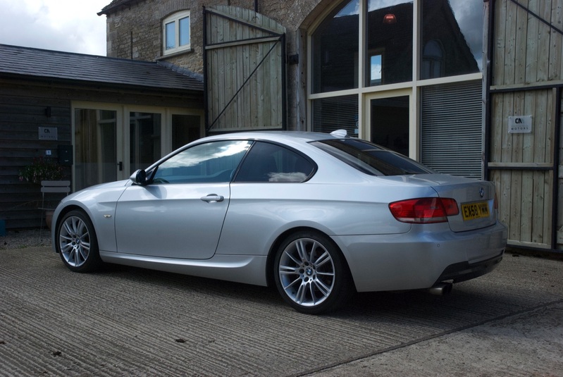 BMW 3 SERIES