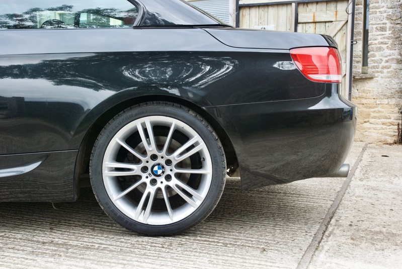 BMW 3 SERIES