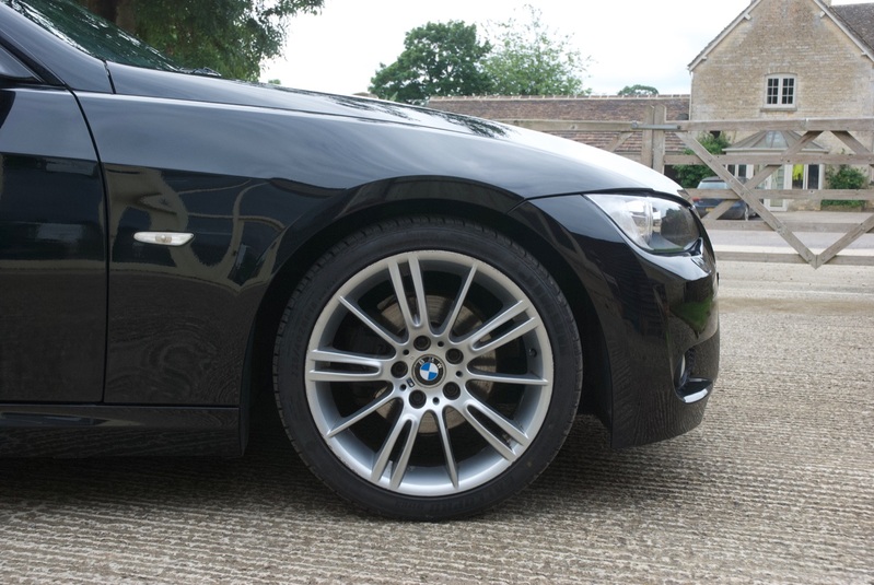 BMW 3 SERIES