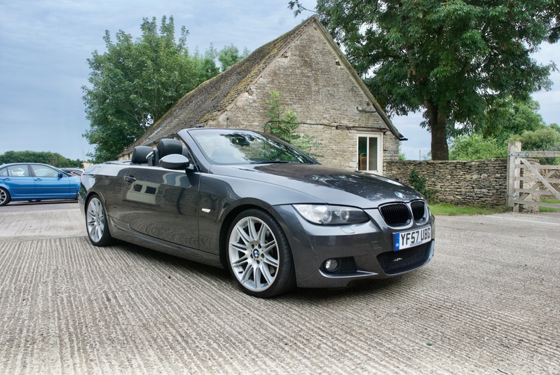 BMW 3 SERIES