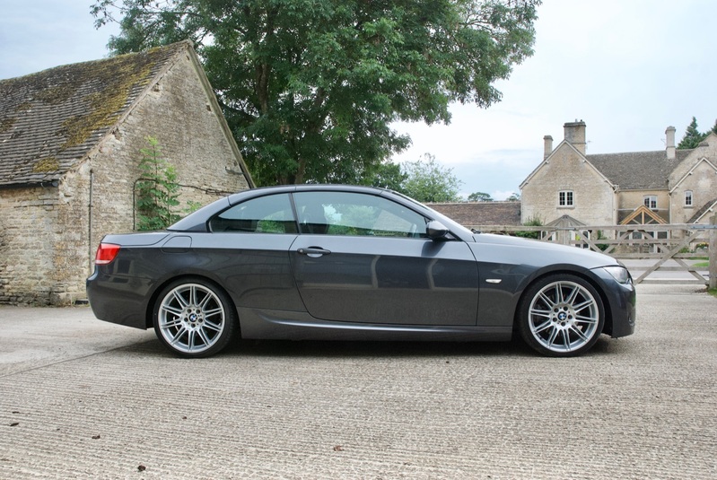 BMW 3 SERIES