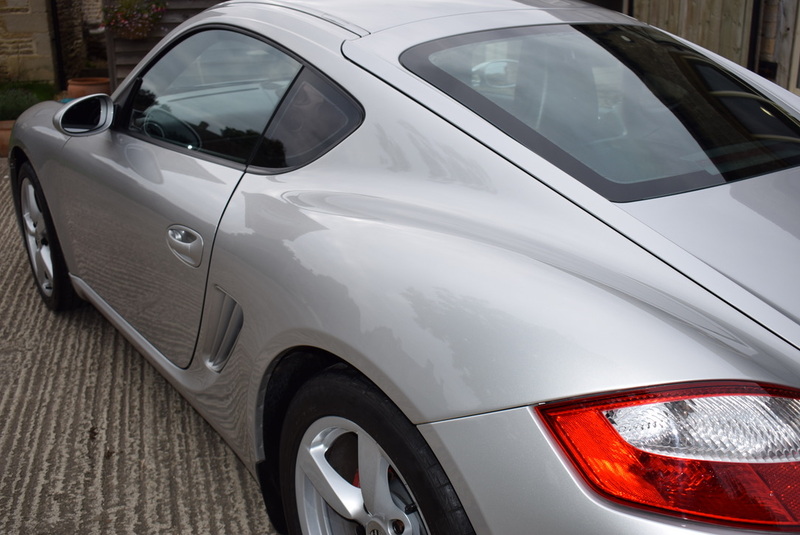 PORSCHE CAYMAN