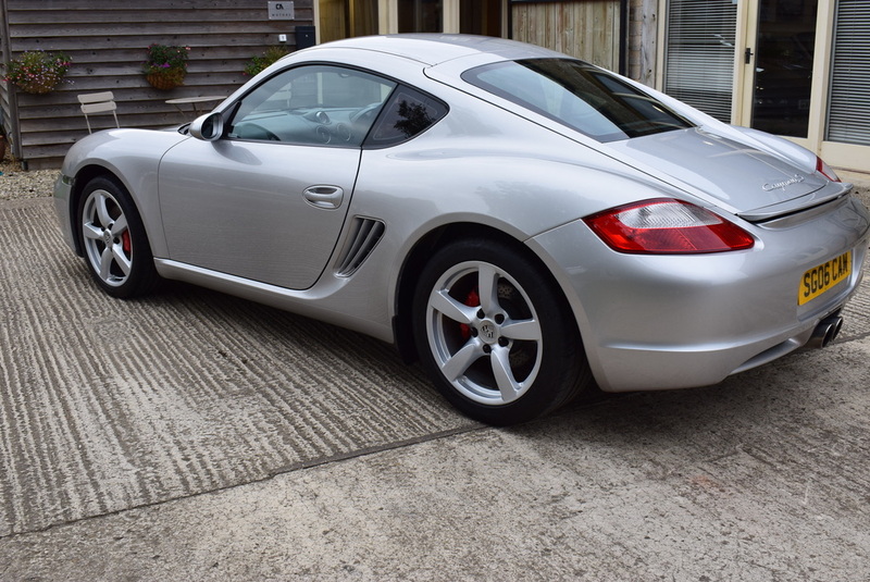 PORSCHE CAYMAN