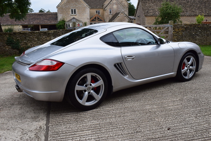 PORSCHE CAYMAN