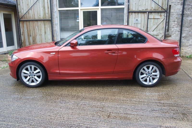 BMW 1 SERIES