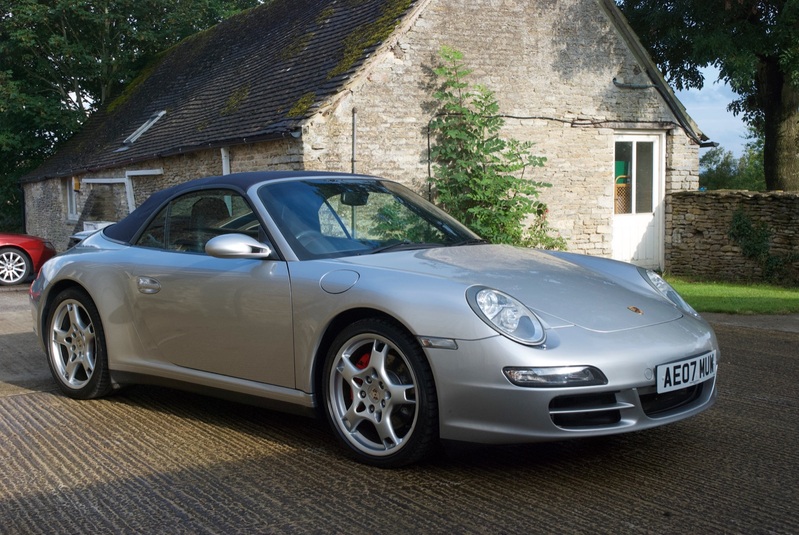 PORSCHE 911 CARRERA S