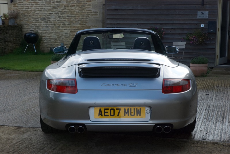 PORSCHE 911 CARRERA S