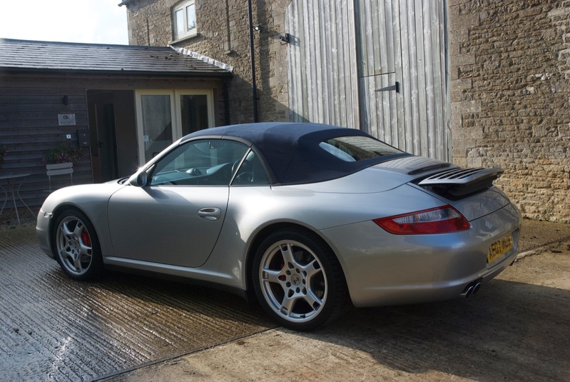 PORSCHE 911 CARRERA S