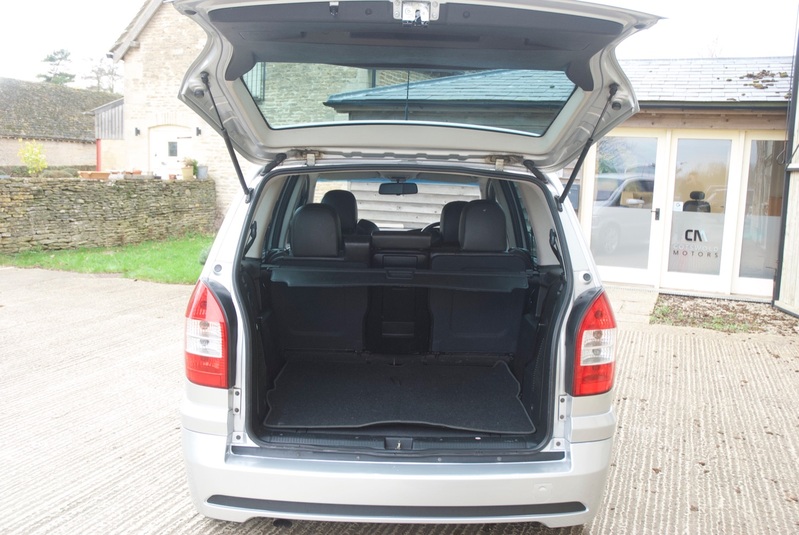 VAUXHALL ZAFIRA