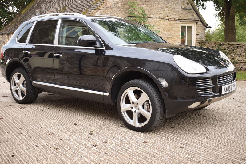 View PORSCHE CAYENNE S