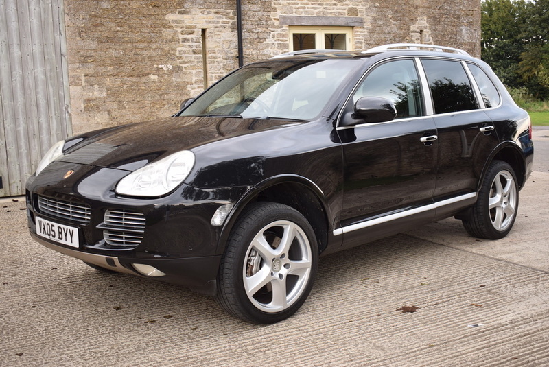 PORSCHE CAYENNE