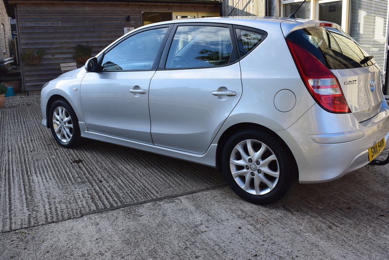 HYUNDAI I30