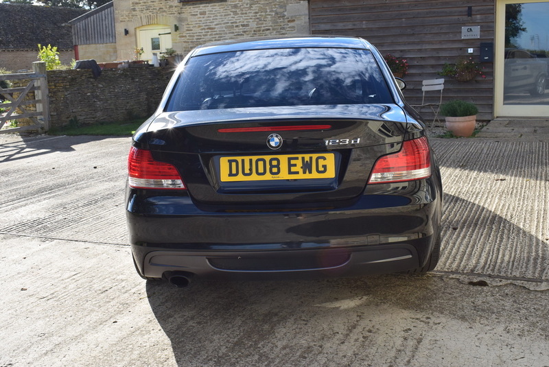 BMW 1 SERIES