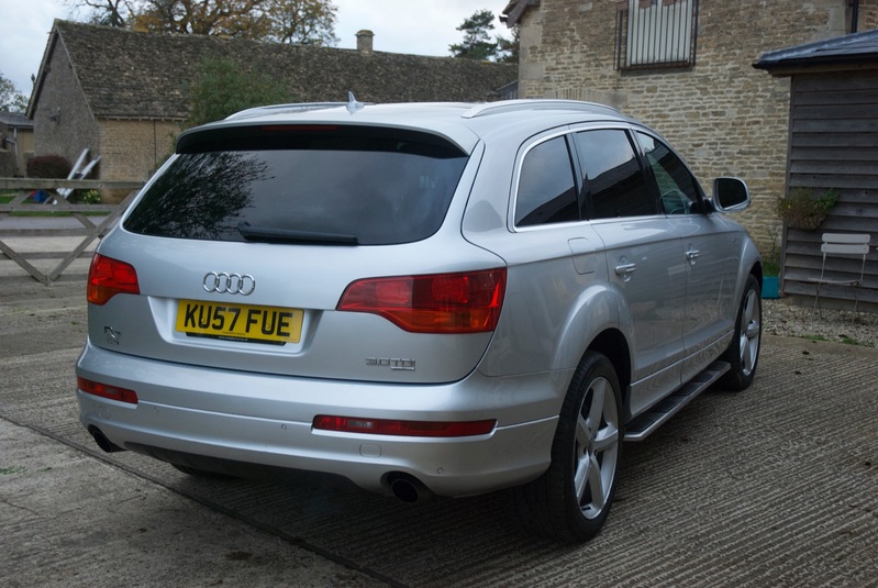 AUDI Q7
