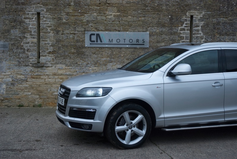 View AUDI Q7 TDI QUATTRO S LINE