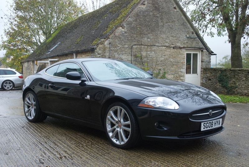 View JAGUAR XK COUPE