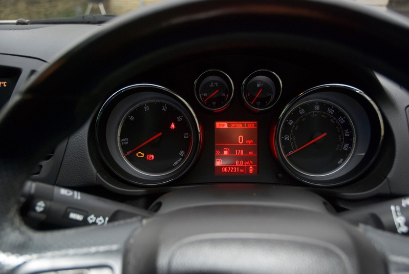 VAUXHALL INSIGNIA
