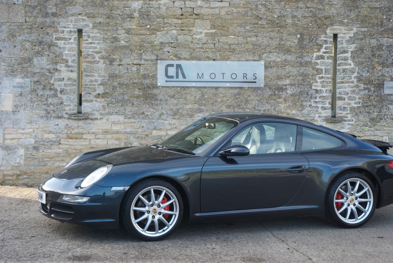 View PORSCHE 911 CARRERA 2S