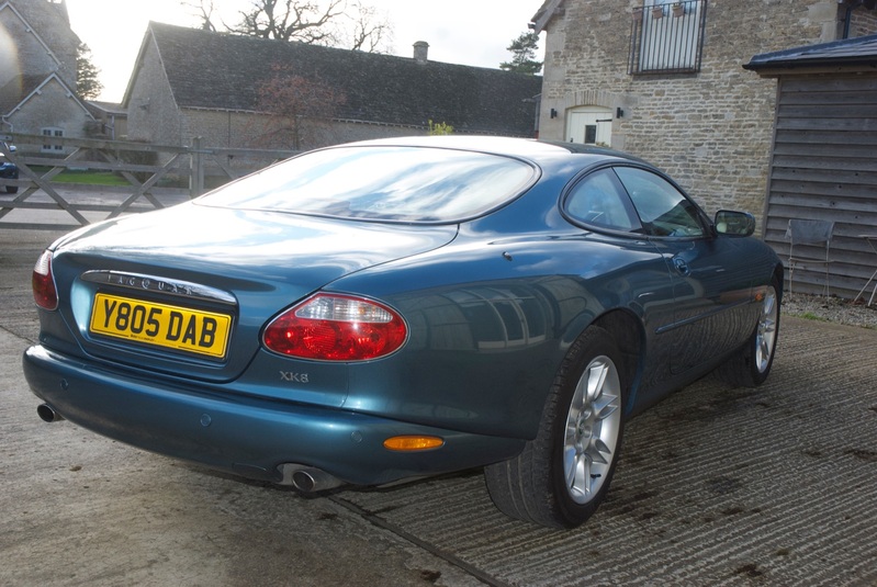 JAGUAR XK8