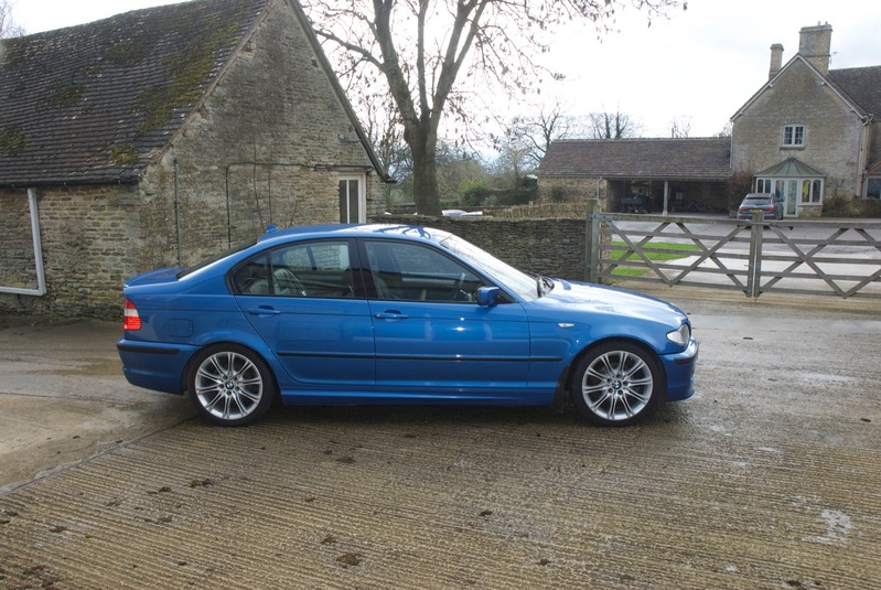 View BMW 3 SERIES 320I SPORT