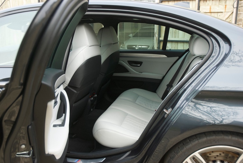 BMW 5 SERIES