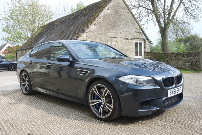 View BMW 5 SERIES M5