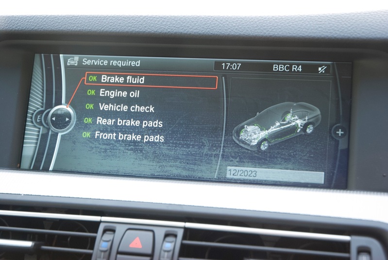 BMW 5 SERIES