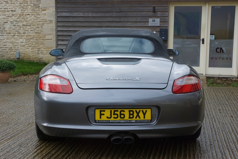 PORSCHE BOXSTER