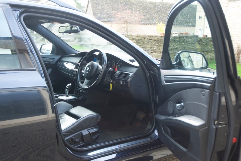 BMW 5 SERIES