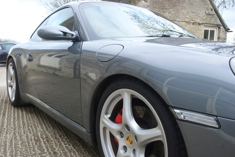 View PORSCHE 911 CARRERA 2S