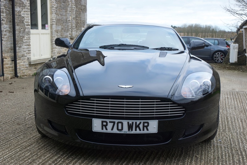 ASTON MARTIN DB9