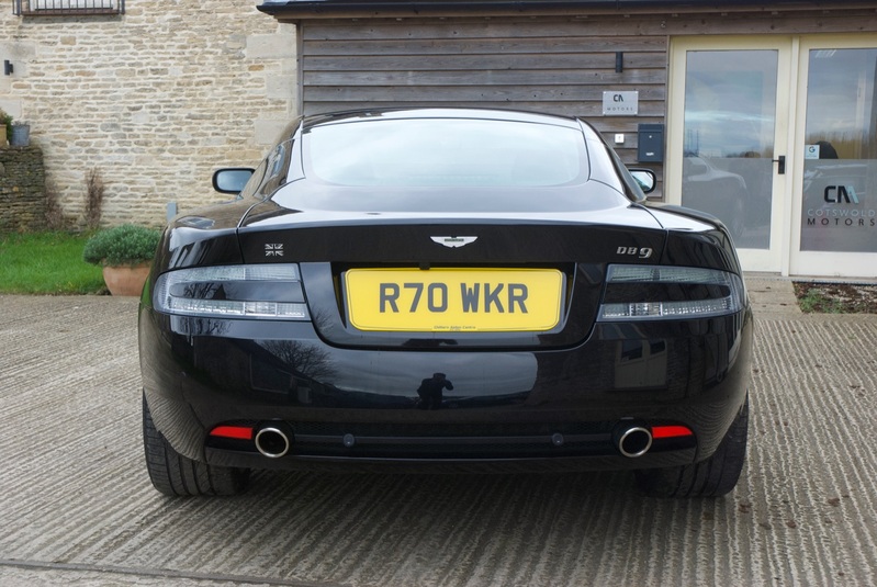 ASTON MARTIN DB9