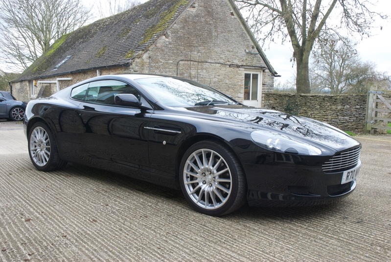 View ASTON MARTIN DB9 V12