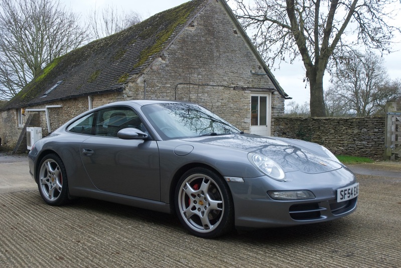 View PORSCHE 911 CARRERA 2S