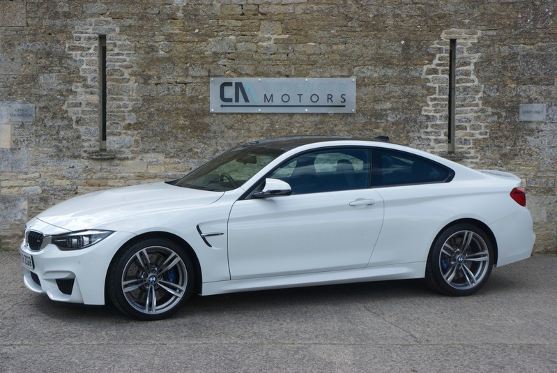 View BMW 4 SERIES M4