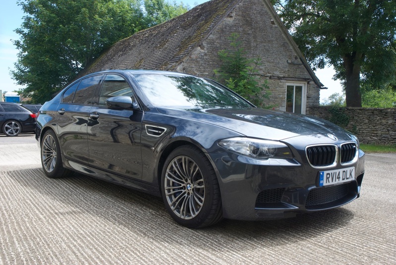 View BMW 5 SERIES M5