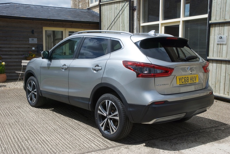 NISSAN QASHQAI