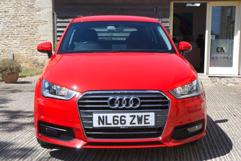 View AUDI A1 TFSI SPORT