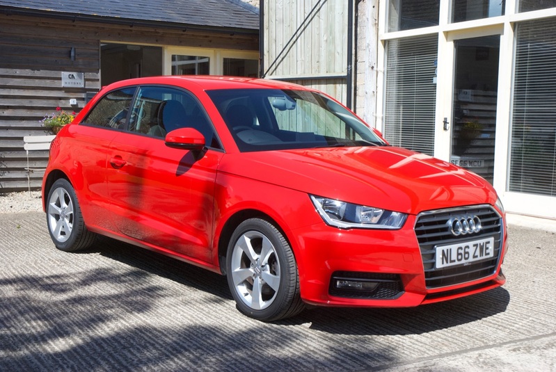 View AUDI A1 TFSI SPORT