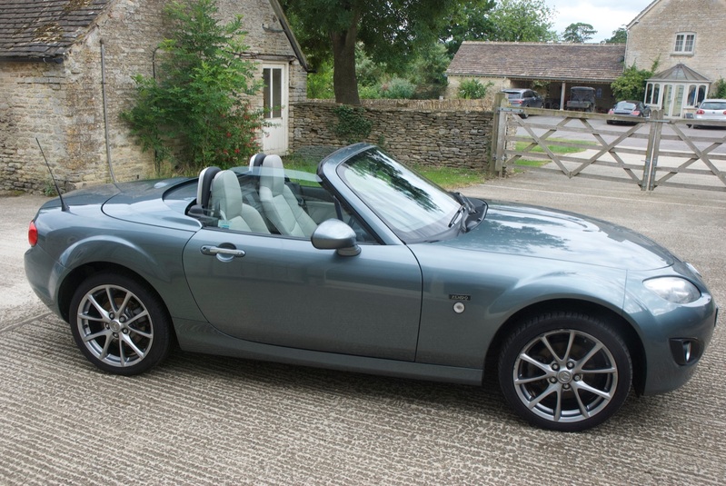 MAZDA MX-5